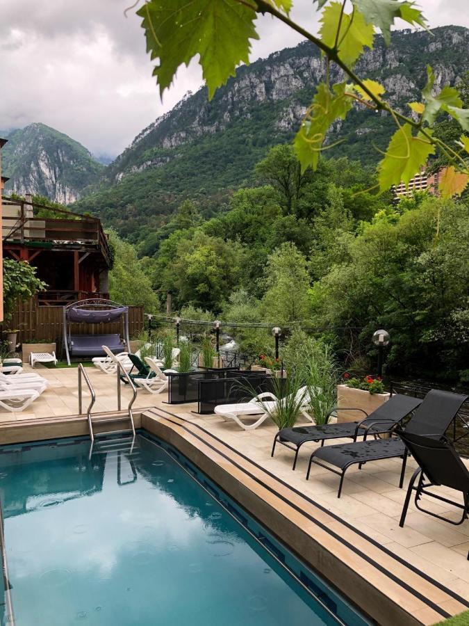 Hotel Holiday Maria เบยเล เฮร์คูลาเน ภายนอก รูปภาพ