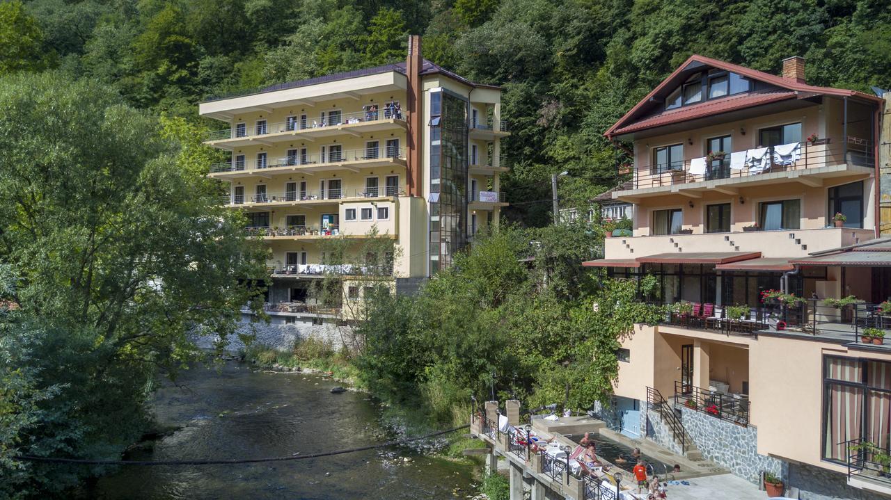 Hotel Holiday Maria เบยเล เฮร์คูลาเน ภายนอก รูปภาพ