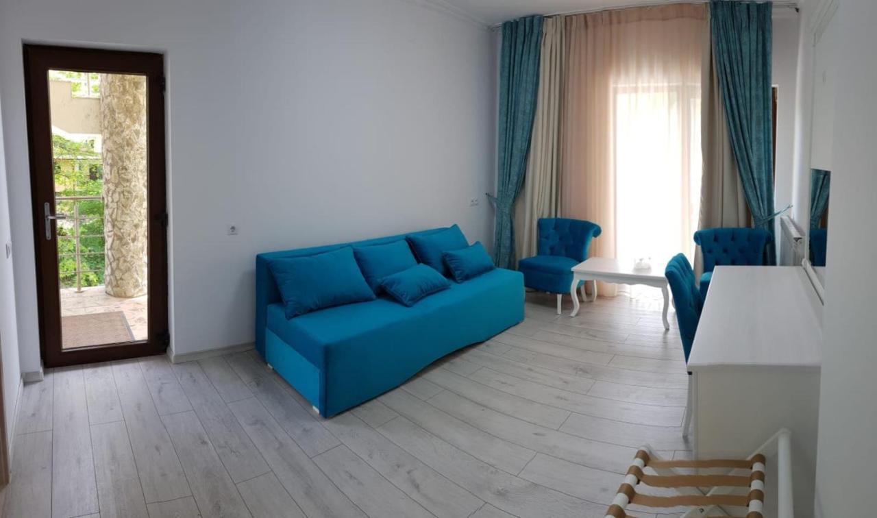 Hotel Holiday Maria เบยเล เฮร์คูลาเน ภายนอก รูปภาพ